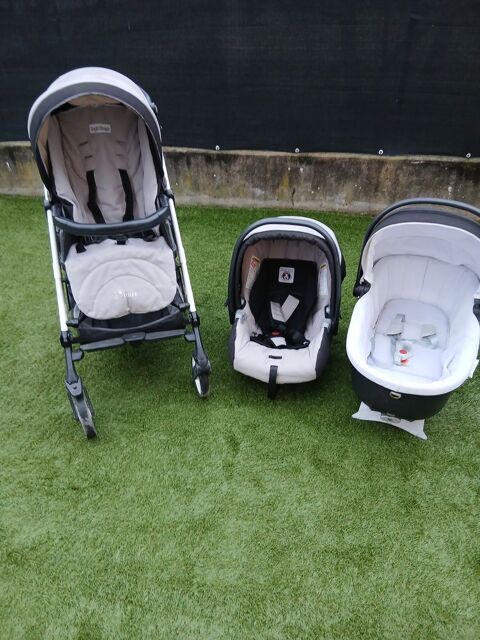 Trio poussette Peg Perego 150 Roanne (42)