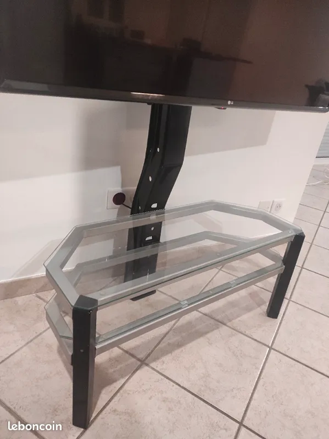 Meuble TV... Modèle Unique 70 Poucharramet (31)
