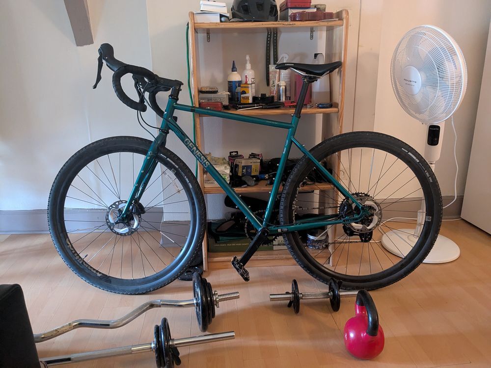 V&eacute;lo gravel Genesis croix de fer 40 Vélos
