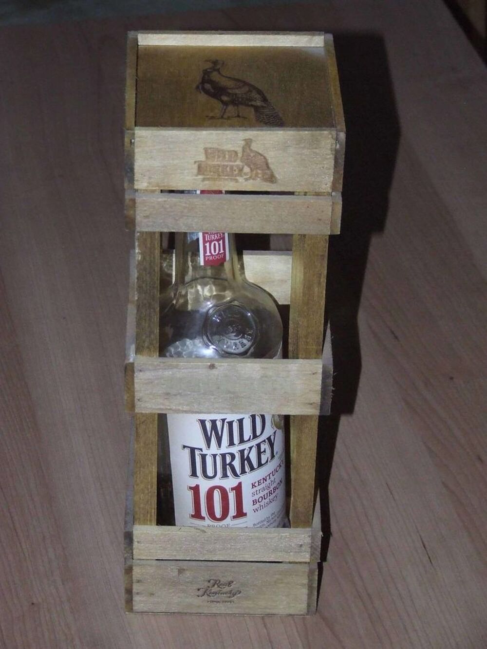 Collection, Bouteille Wild Turkey dans sa cage, TBE Dcoration