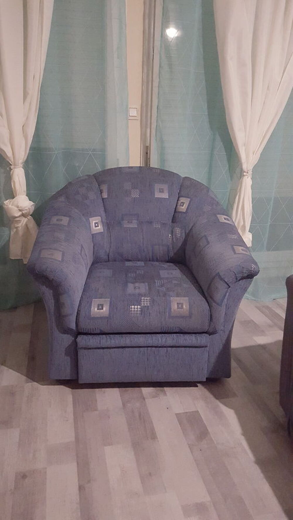 Fauteuil relax. Meubles