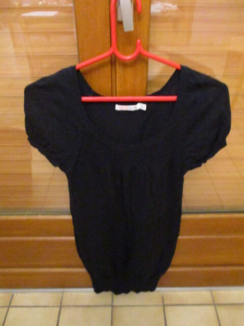 robe noire avec petites manches 36/38 1 Mérignies (59)