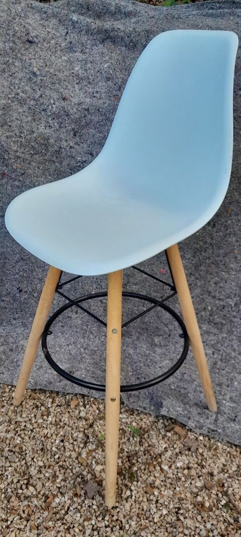 tabouret de bar 45 Flassans-sur-Issole (83)