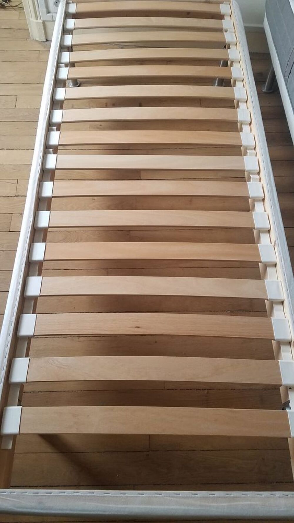 Lit, base, matelas - Tr&egrave;s bon &eacute;tat Meubles