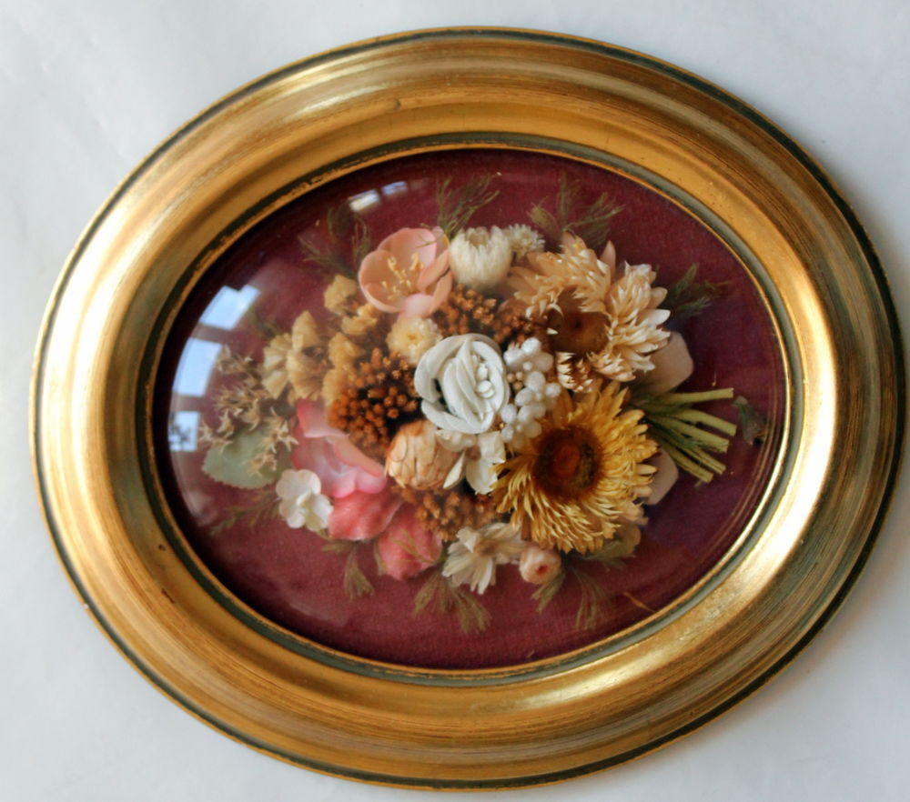 Cadre en verre bomb&eacute; bois dor&eacute; fleurs tissu Décoration