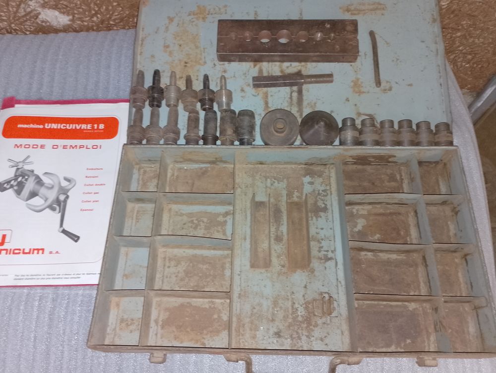 Outil a restreindre et faire des emboitages / tuyaux cuivre Bricolage