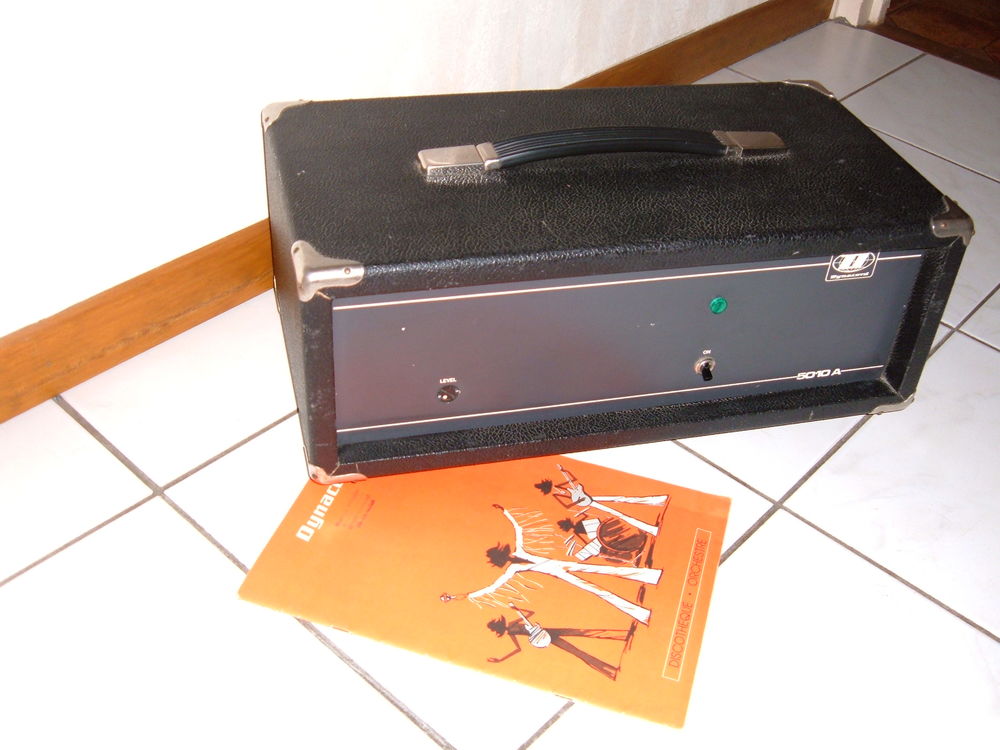 DYNACCORD (syst&egrave;me d'amplification pour instrument &deg; 1970 Instruments de musique