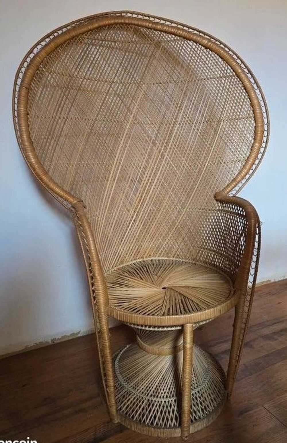 grand fauteuil vintage Emmanuelle vers 1970 osier rotin Meubles