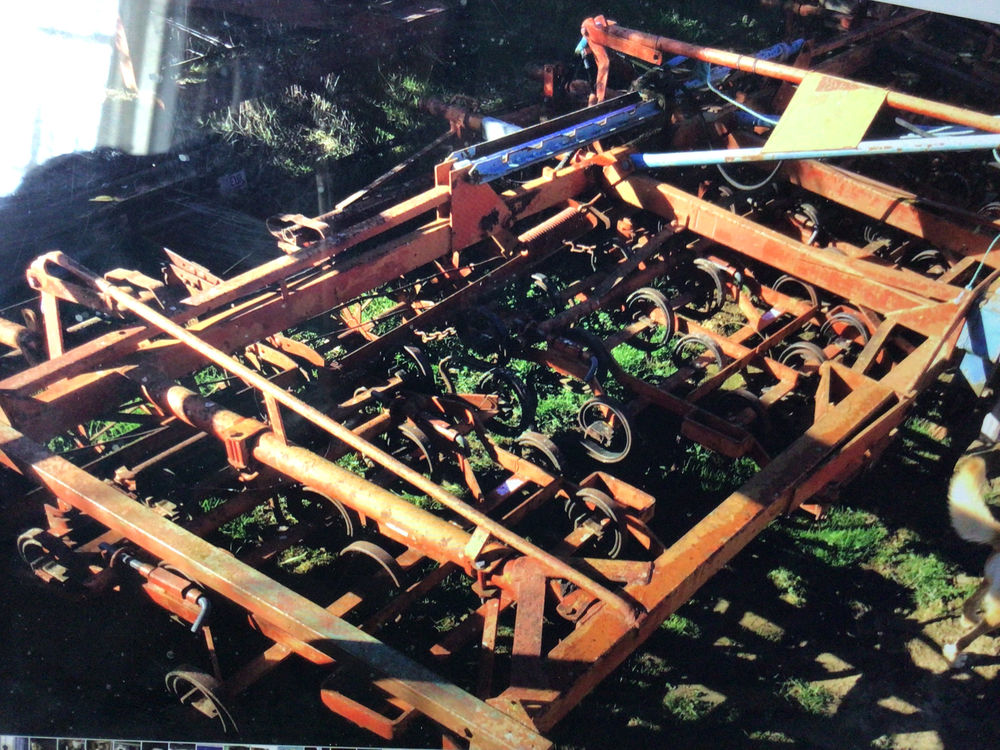 un vibroculteur RAU 6 m&egrave;tres Jardin
