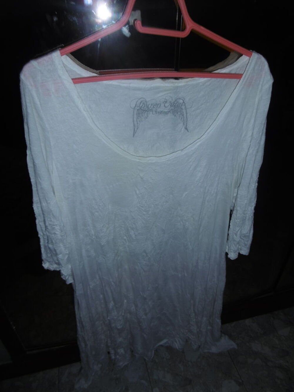 Belle robe blanche en tissus tr&egrave;s doux, quasi neuve Vtements