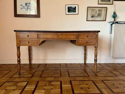 Bureau ancien et classique 120 Versailles (78)