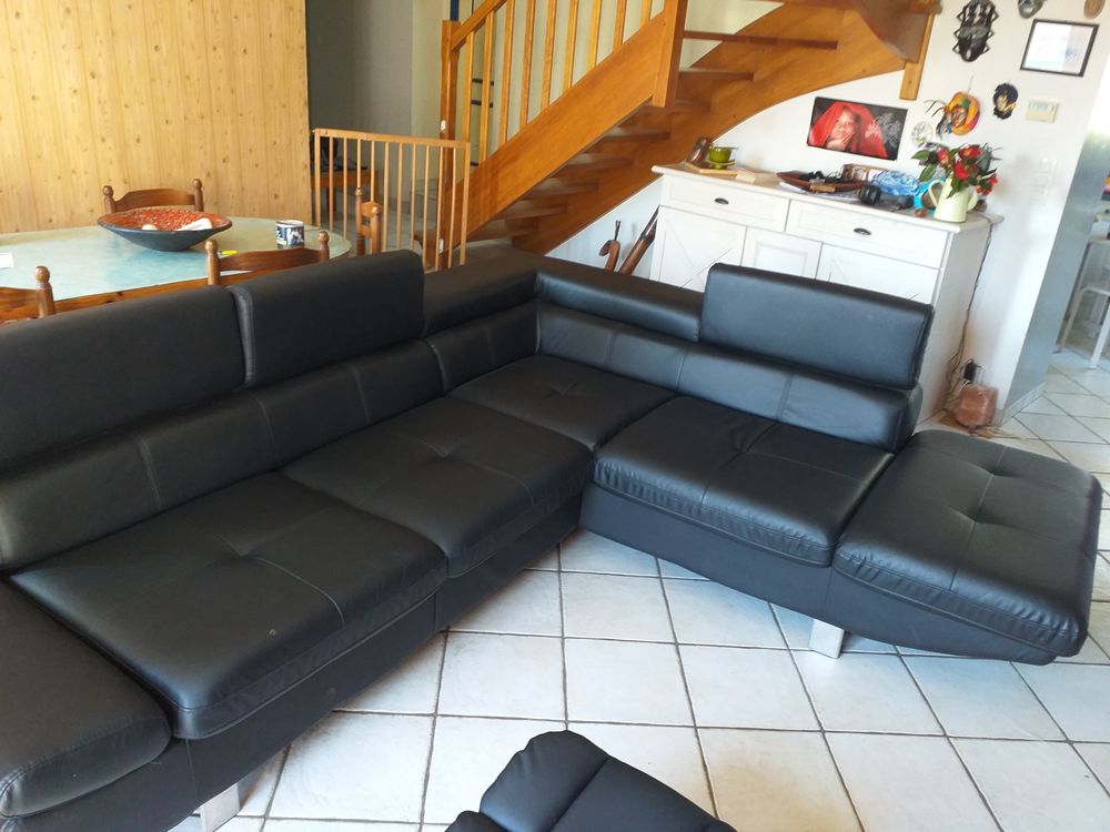 canap&eacute; d'angle 6places + fauteuil Meubles