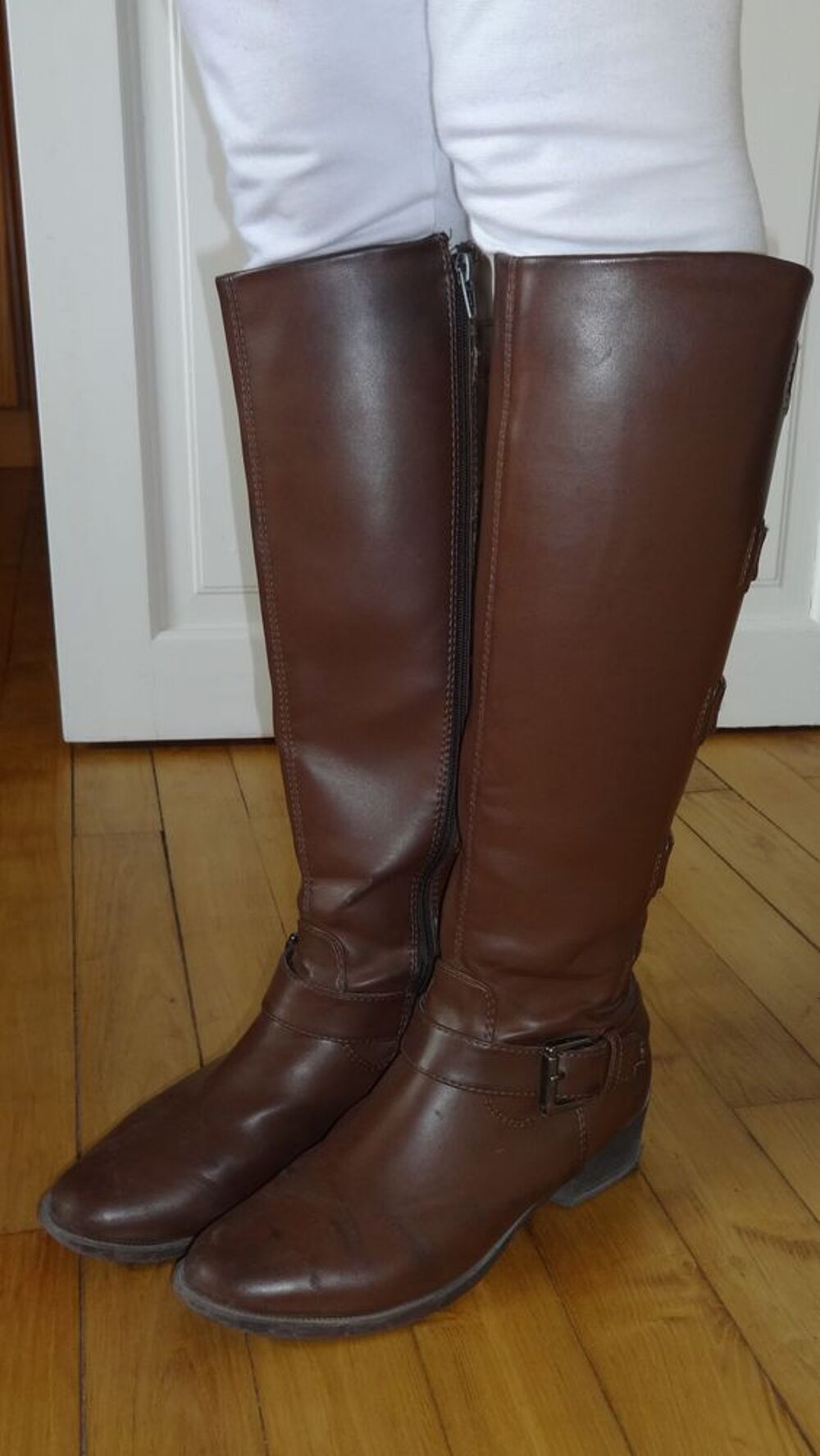 Belles bottes cavali&egrave;res cuir marron pointure 39 Chaussures