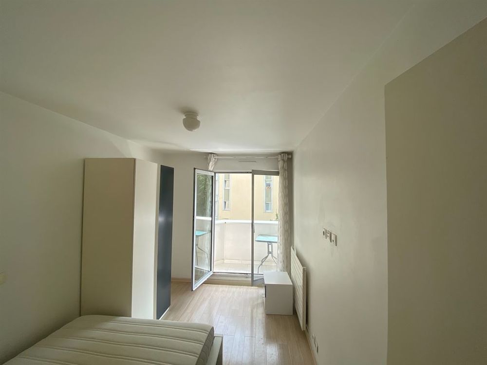 Location Appartement 4 pièces lumineux avec balcon et box Paris 19