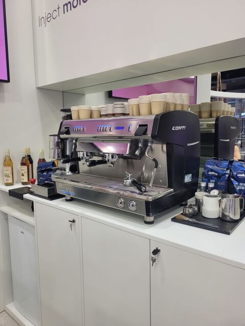 Machine � caf� conti X one 2 groupes 1500 Nice (06)