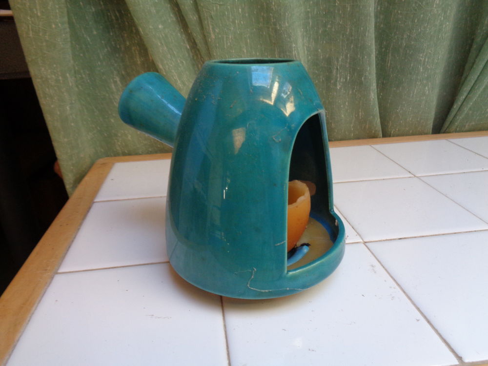 
bougeoir bleu avec poign&eacute;e Décoration