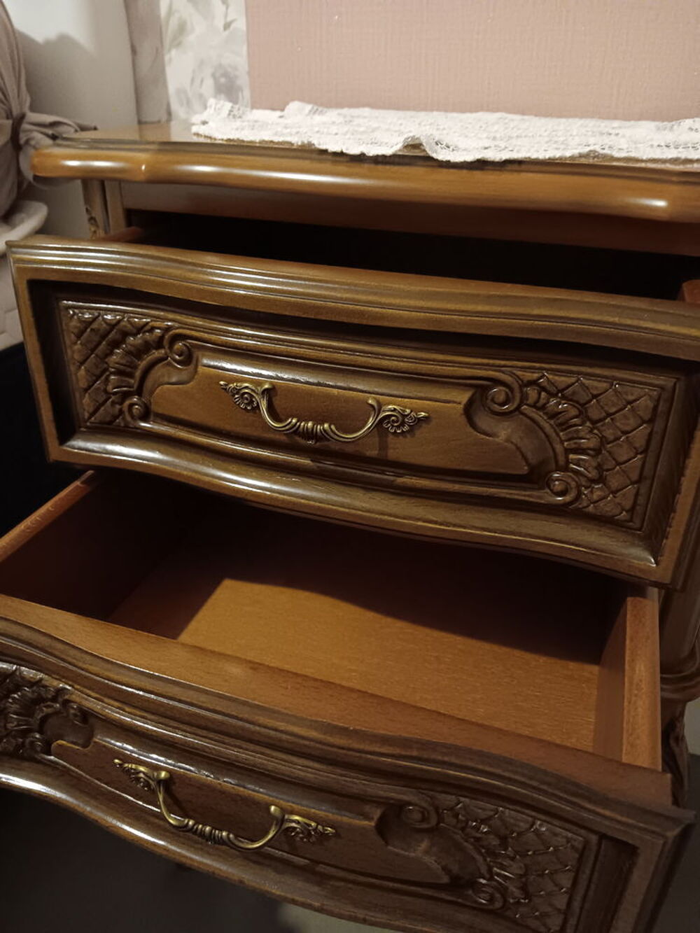 Paire de tables de Chevets style Louis XV Meubles