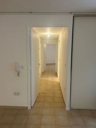  Appartement à louer 2/3 pièces 70 m²