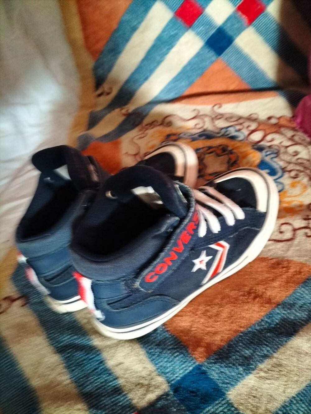 Basket converse all star pointure 29 tr&egrave;s bon &eacute;tat Chaussures