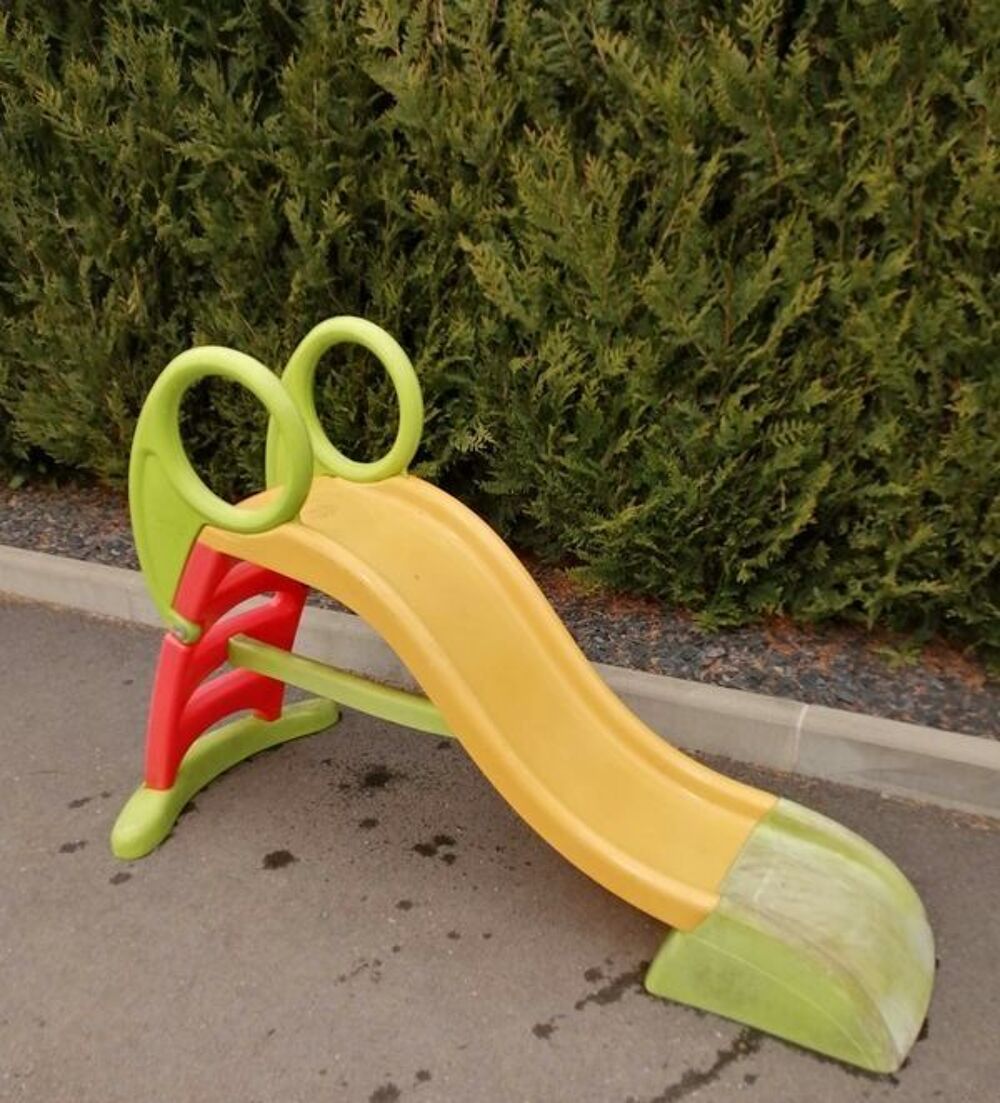 2 toboggans Smoby Jeux / jouets