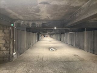  Parking / Garage  vendre 12 m