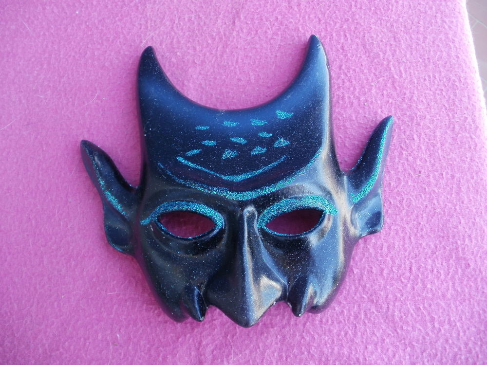 Masque v&eacute;nitien bleu avec paillettes Décoration