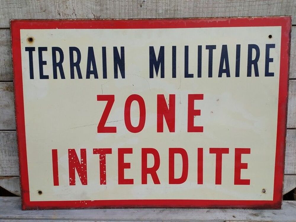 Ancienne Plaque &Eacute;maill&eacute;e Terrain Militaire zone Interdite 