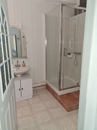  Appartement à louer 1 pièce 28 m²