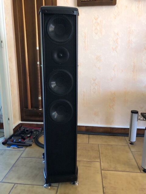 Paire de Wilson Benesch ACT ONE EVO noires en parfait état. Optevoz (38)