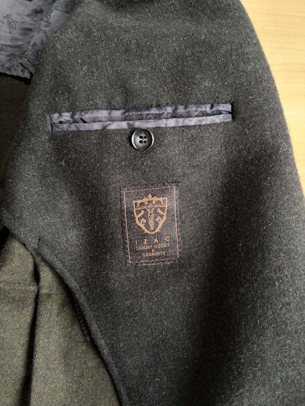 Manteau IZAC taille M anthracite Vêtements
