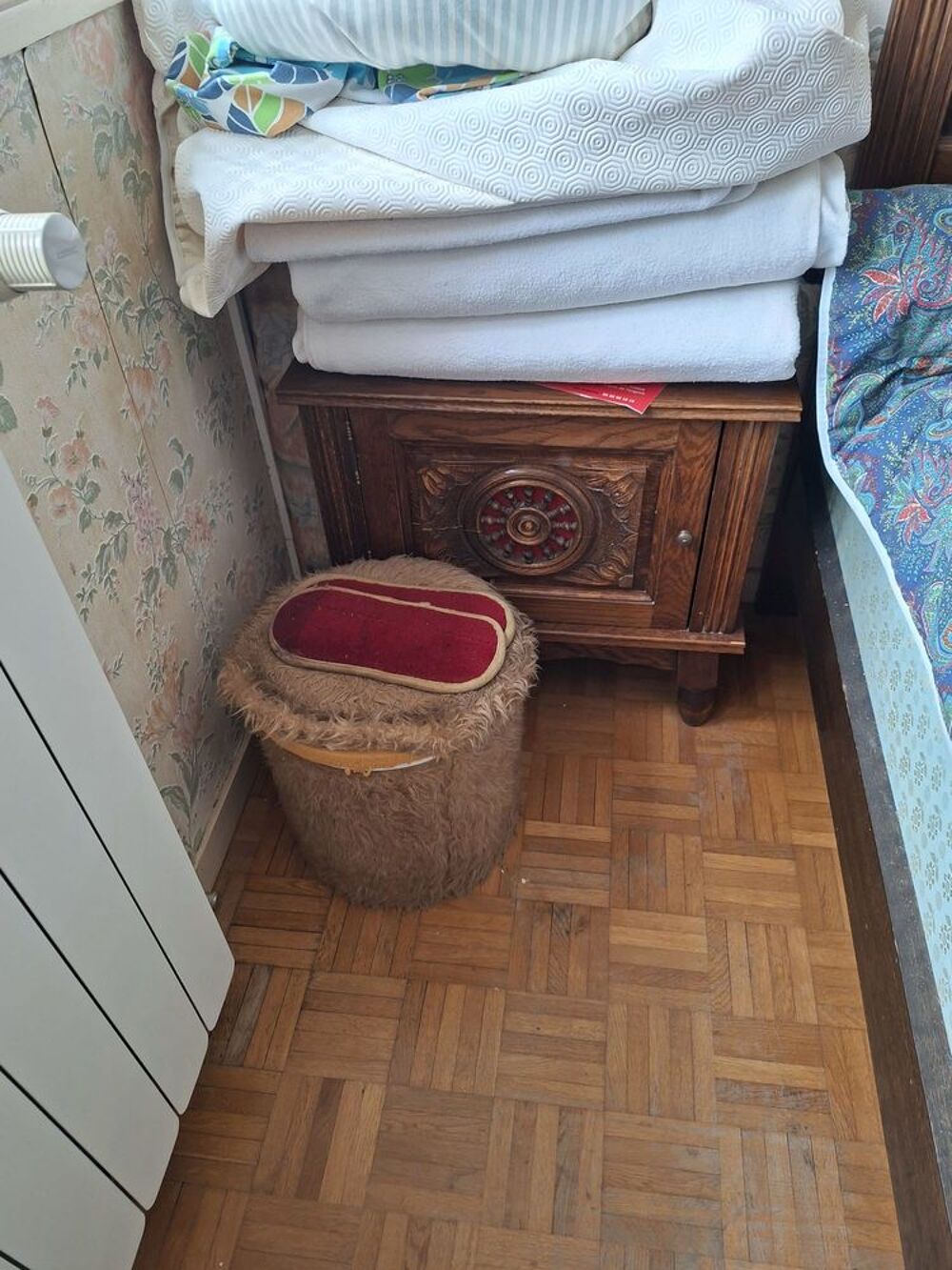 Chambre bretonne Meubles