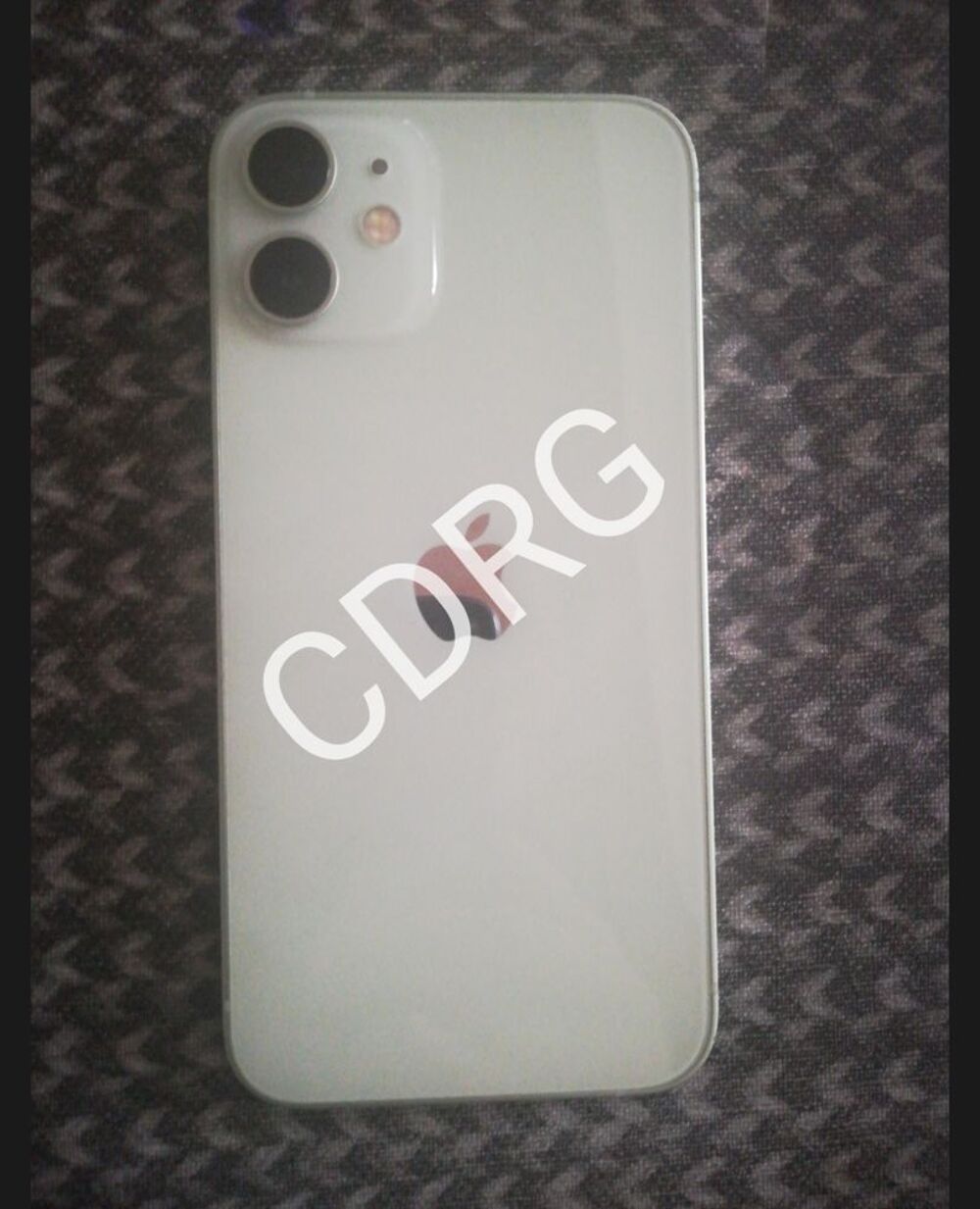 Iphone 12 mini (faites une offre) Téléphones et tablettes