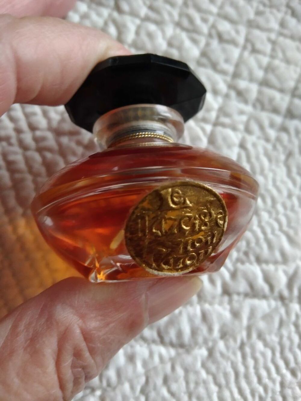 Rare flacon de parfum Narcisse Noir 