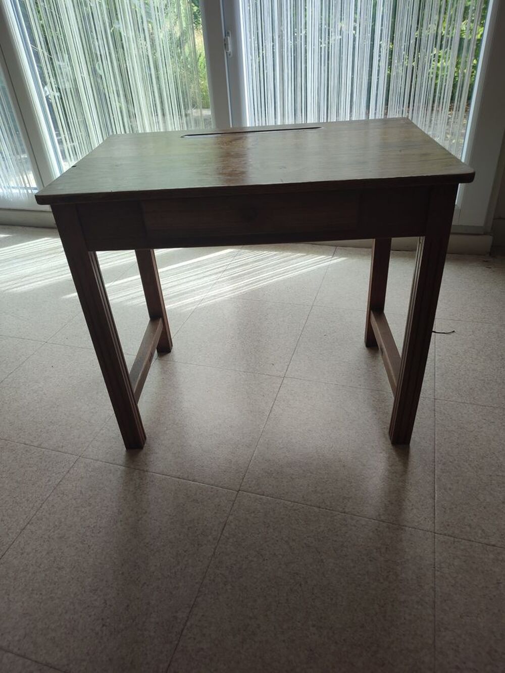 Bureau &eacute;colier ancien Meubles