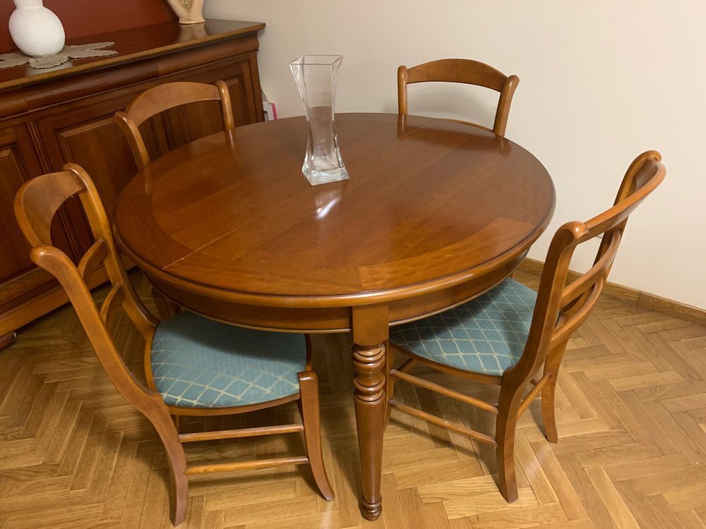 Ensemble table + 4 chaises + buffet en merisier Meubles