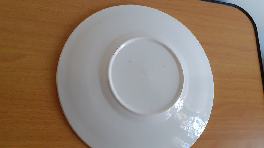 Soupi&egrave;re avec plat assorti Décoration