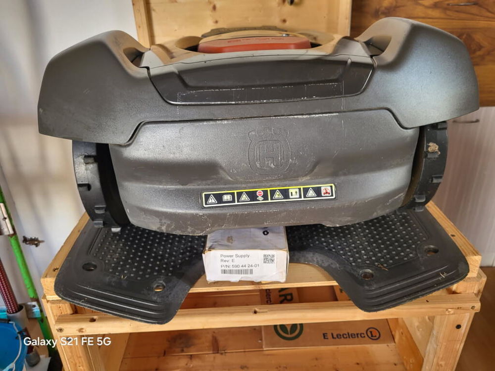 ROBOT DE TONTE HUSQVARNA 430X Jardin