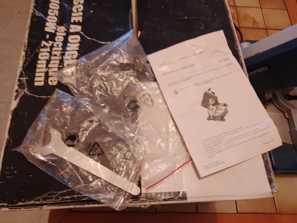 Scie a onglets Bricolage