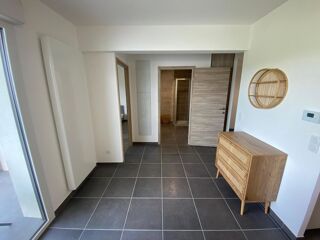  Appartement à louer 2 pièces 45 m²