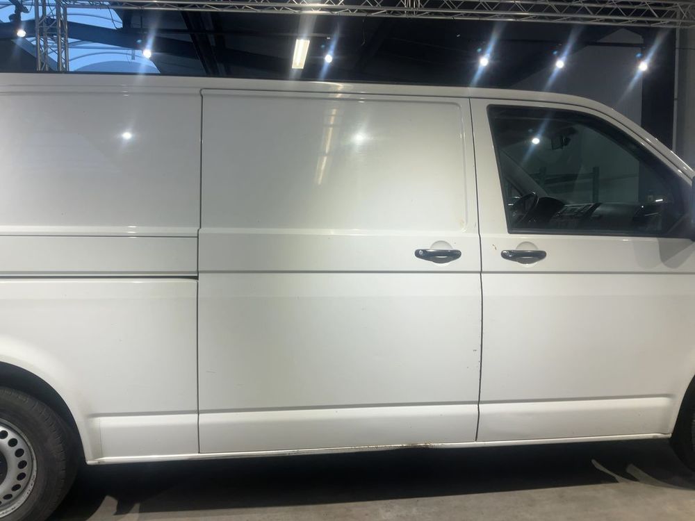 Divers Volkswagen T5 Transporter 2.5 TDI LONG 2009 occasion 44320 Saint-P&egrave;re-en-Retz
