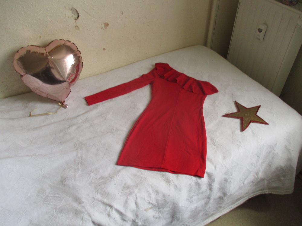 robe rouge Vêtements