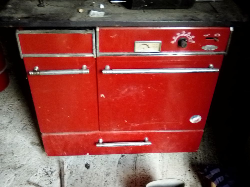 Cuisini&egrave;re &agrave; bois chauffage central marque Godin Electroménager