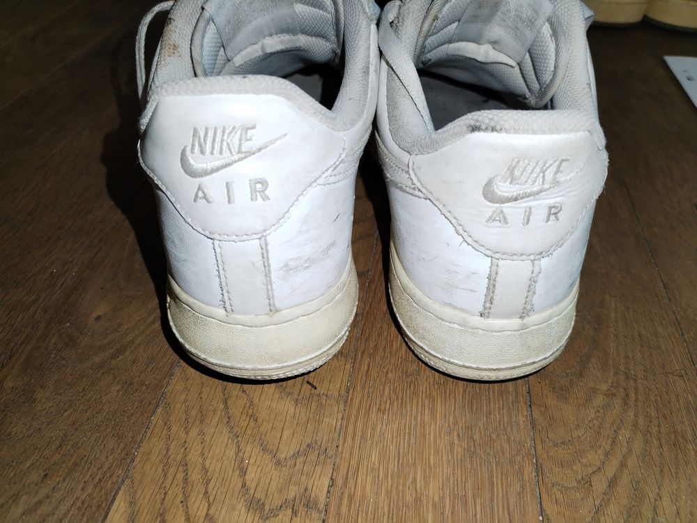 Nike air force 1 (taille 43)
Chaussures