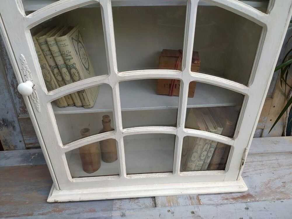 Ancienne Petite Armoire Vitrine Murale Porte Vitr&eacute;e
Meubles