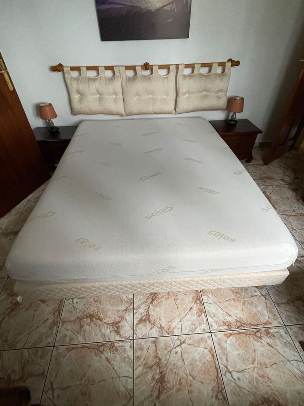 MATELAS PLUS SOMMIER
Meubles