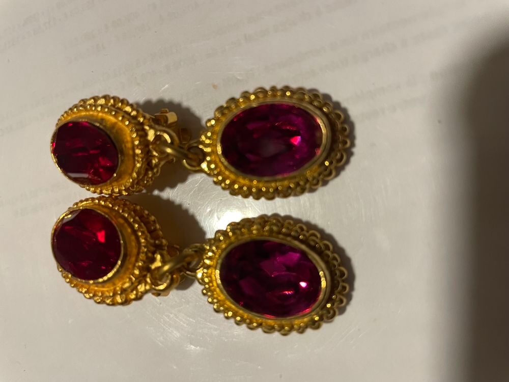 BO Clip pendante ovale perl&eacute;e Dor&eacute;e /strass Rouge/Fuchsia Bijoux et montres