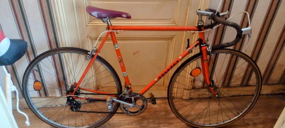 V&eacute;lo Peugeot des ann&eacute;es 70 80 vintage Vélos