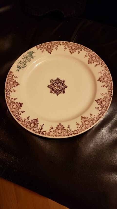 assiette collector 10 Viviers-du-Lac (73)