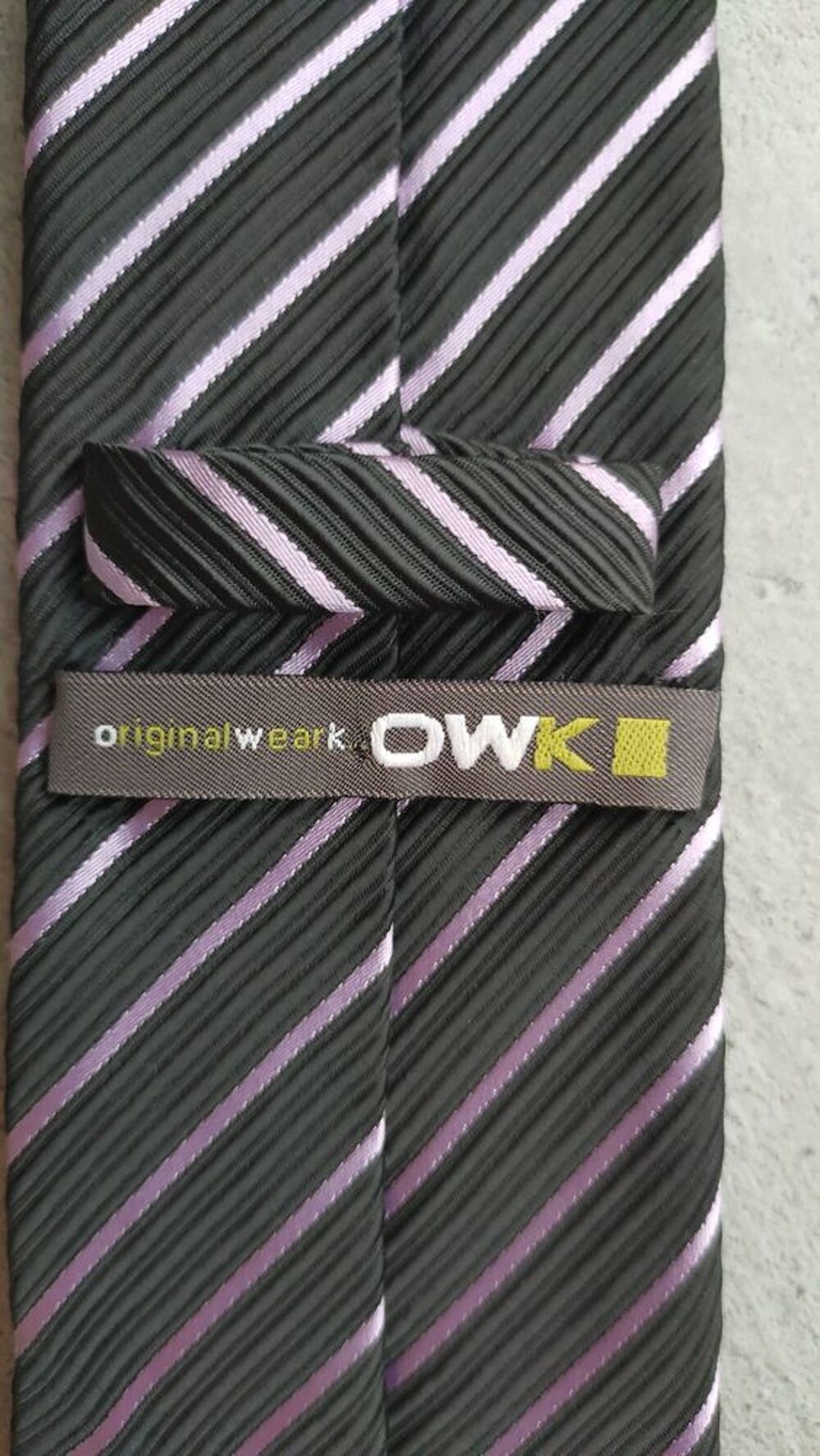 Cravate OWK OriginalWearK - Noire &agrave; Rayures Gris Perle Vêtements