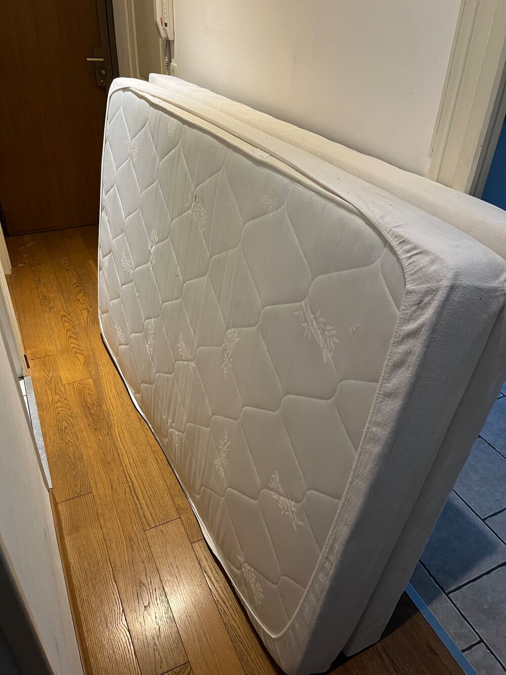 matelas et sommier 140x190 Meubles